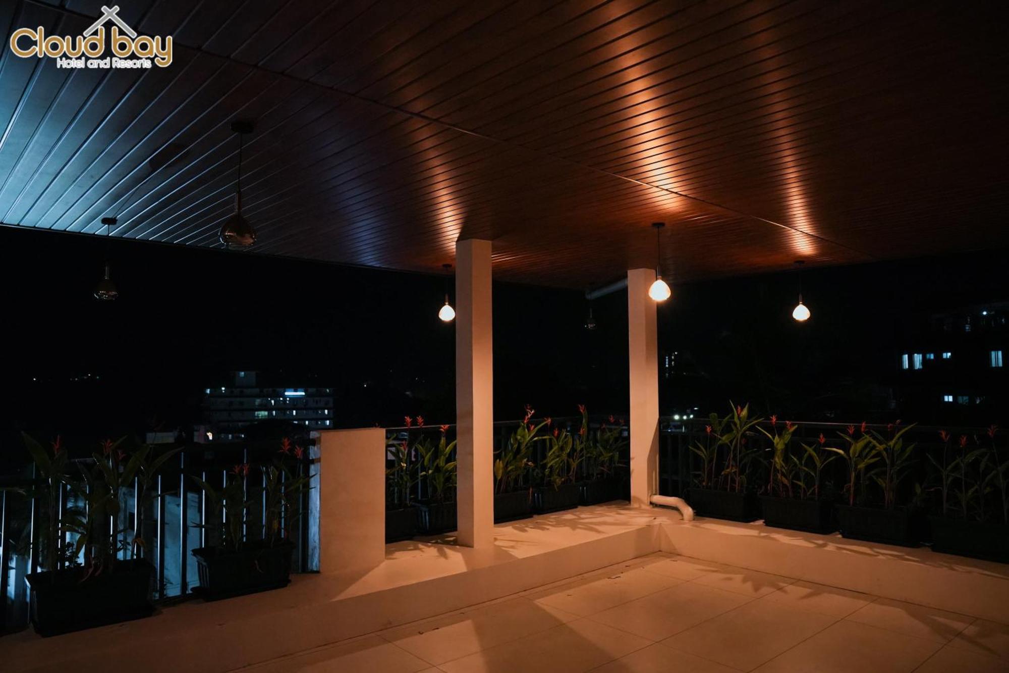 Hotel Cloud Bay Manjeri Buitenkant foto